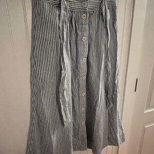 Madewell Navy and White 100% Cotton Striped A-Line Skirt